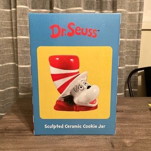NIB Vandor Dr.Seuss Sculpted Ceramic Cookie Jar